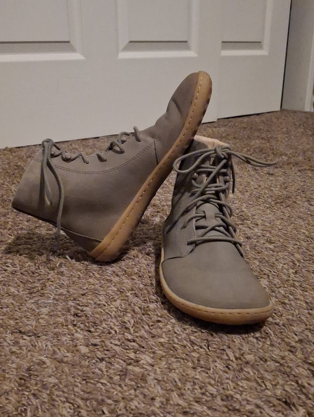 Vivo Barefoot Lace-Up Ankle Boots in Taupe